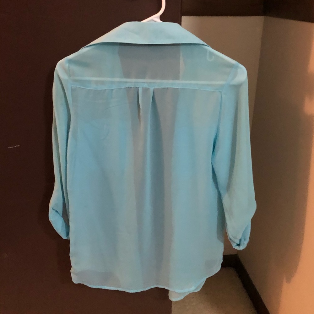 Button down blouse - Picture 2 of 2